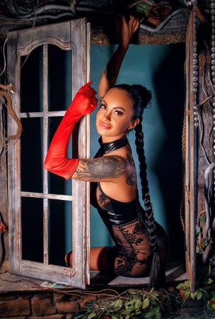 Gina AV Queen, Hannover