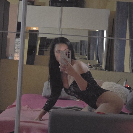 Jessica AV Queen, Gera