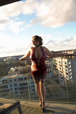 Hübsche Milana mit Natur OW!, Magdeburg
