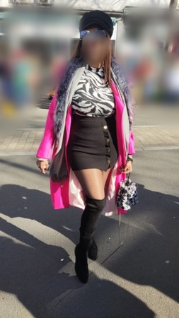 Indian Shilpa - GANZ NEU, Trier