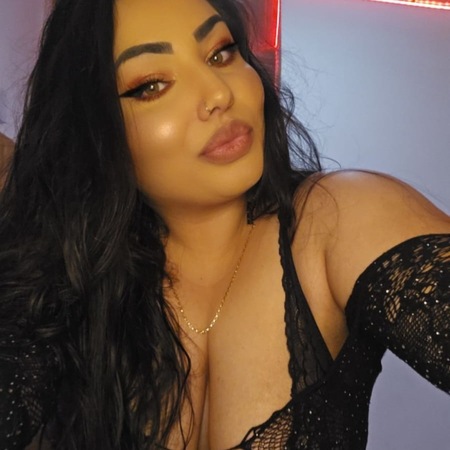 Hot Sarah  mit XXXL Tit*en