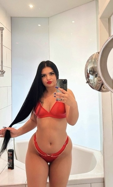 Foto von MONIKA Bl*wjob Expertin