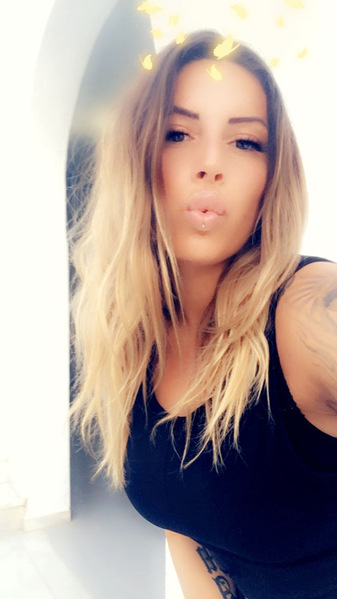 Foto von SARAH DT* DELUXE (deutsch)