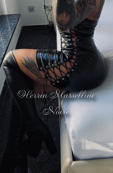 Foto von Herrin Marselline Noire- nur für kurze Zeit in Köln!