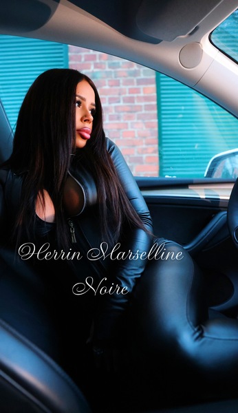 Foto von Herrin Marselline Noire- nur für kurze Zeit in Köln!