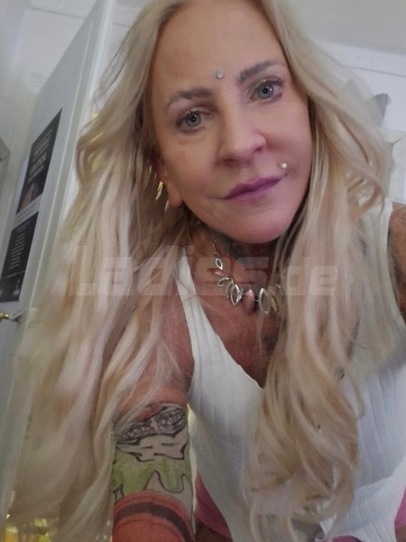 Foto von *Sarah, Königin der Lingam*
