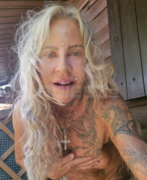 Foto von *Sarah, Königin der Lingam*