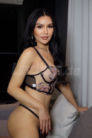 TS Veena Nur WhatsApp, Hamburg