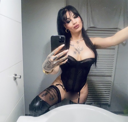 Hümeyra Ophelia - Pornostar, Duisburg