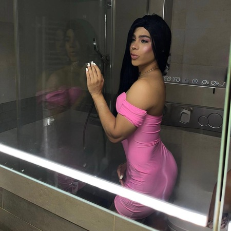 TS Bella