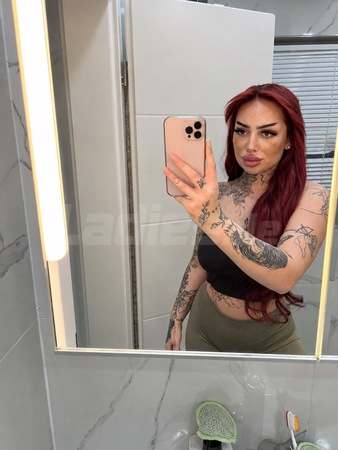 Deutsche Ashley, Hannover