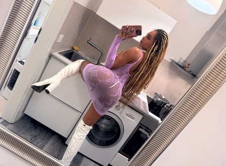 TS Adhara Foxx, Bielefeld