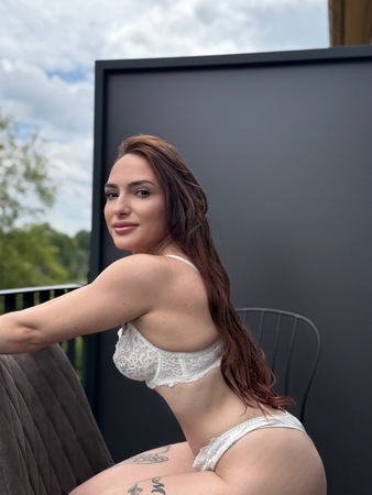 Anna, Bonn
