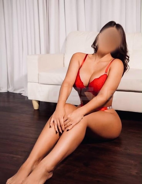 Foto von Clara Top service
