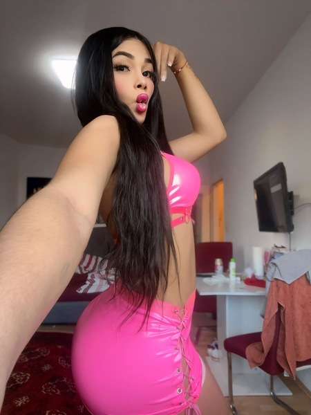 TS Tiffany Silva – Dresden photo 5