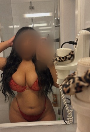 Vers*ute Alisha (Domina Service), Düsseldorf