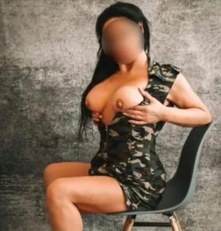 Franz. Expertin Dilara - auch dominant, Dortmund