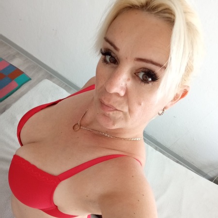 Suzi, Chemnitz