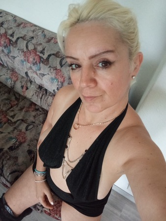 Suzi, Chemnitz