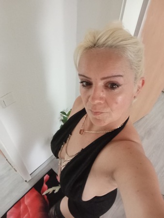 Suzi, Chemnitz