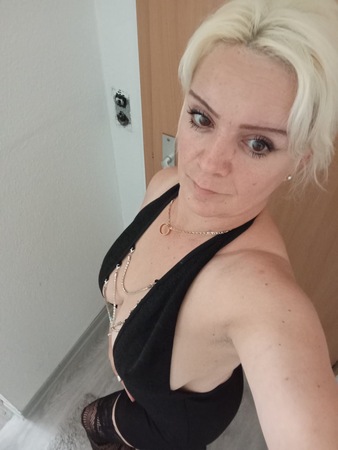Suzi, Chemnitz