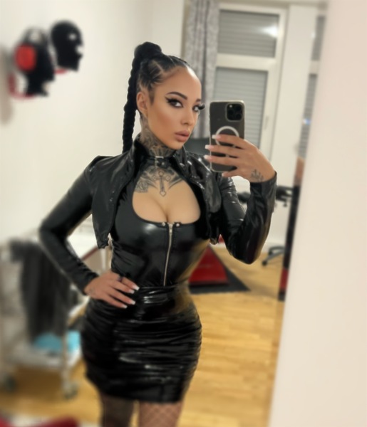 Foto von Domina Lady Lestrange