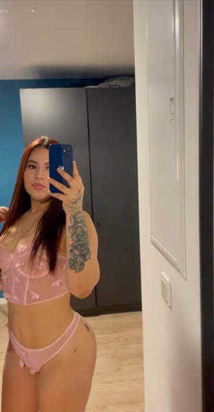 Foto von Sara Ganz Neu Girlfriend6 (18+)