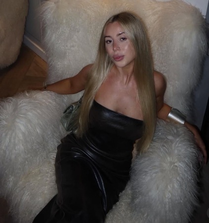 Deutsche versaut Laura 22 Hausbesuch Hotelbesuche Bürobesuche, Essen