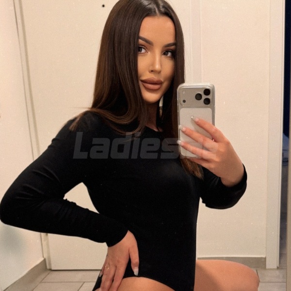 Larisa