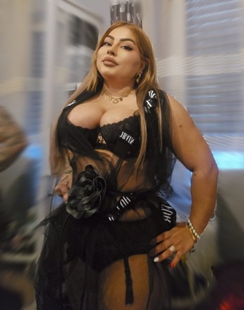 Geile Leckere Dilara, Krefeld