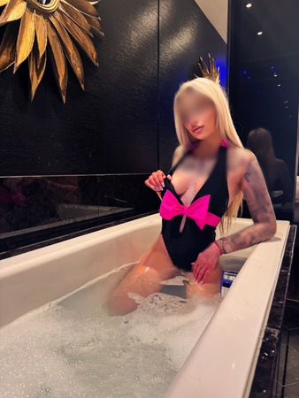 Melissa NEU in der Stadt nur Haus / Hotelbesuche, Düsseldorf