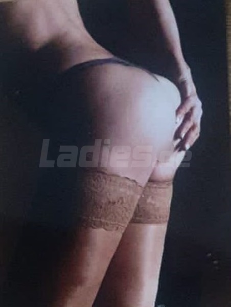 Foto von Lara, heiße Brünette aus Deutschland