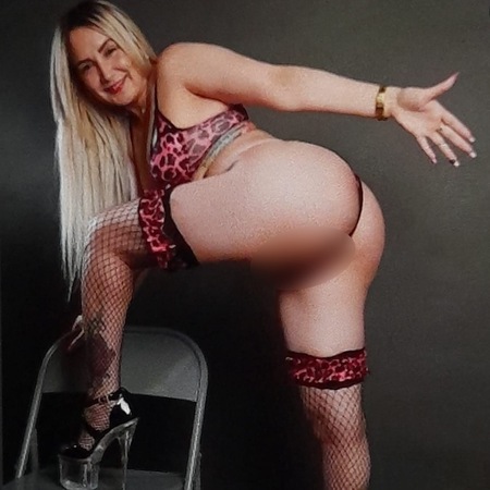 Roxy Sexbombe-nur über WhatsApp, Solms