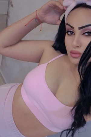 Jaquelin heiße Brünete, Aurich