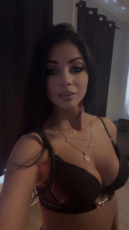 Karina, Kassel