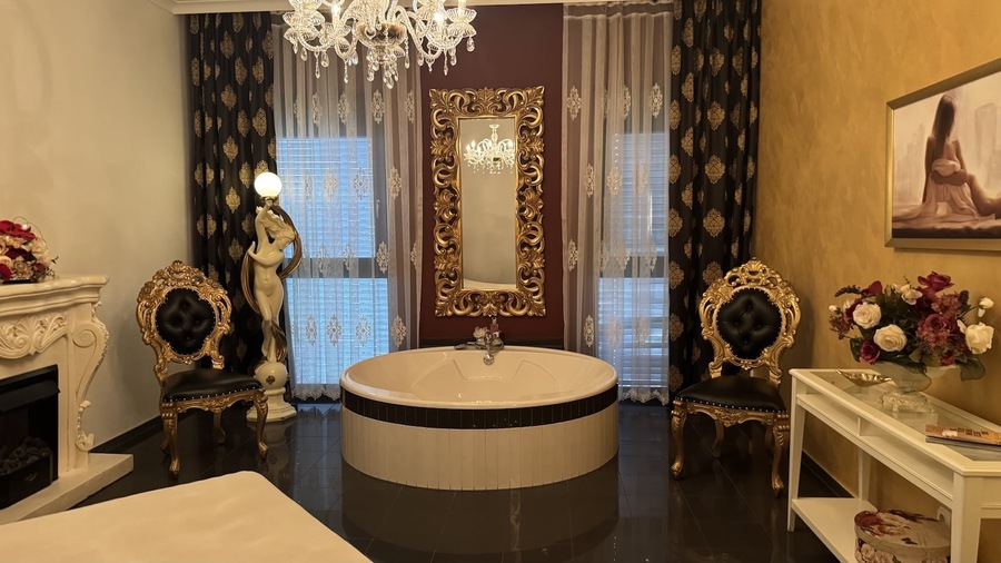 Foto von * HAUS DER FREUDEN *