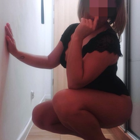 OLA - NUR ESCORT + 70 km, Frankfurt am Main