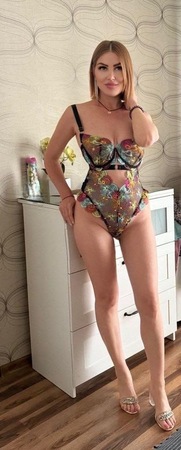 Brandneu! Heiße Sofia 29J., Dessau-Roßlau