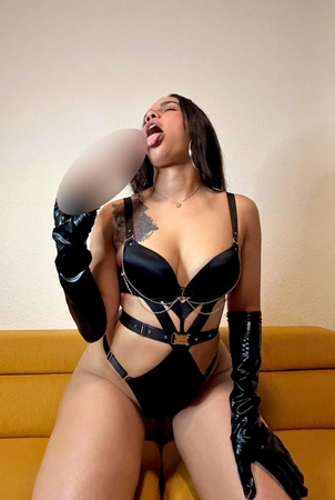 Lucia nur Anrufe, Dresden