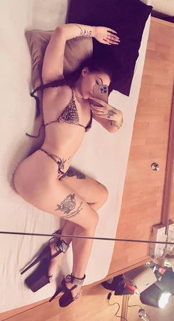 Dzsenna *Brandneu*, Osnabrück