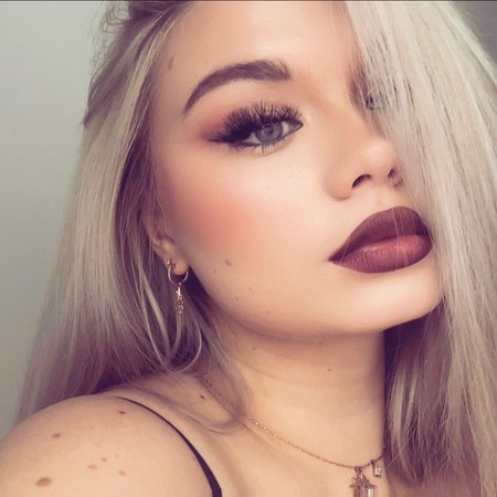 Sonya Zart und Dominant, Friedrichshafen