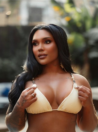 Sarah Cash Nur WhatsApp, Hamburg