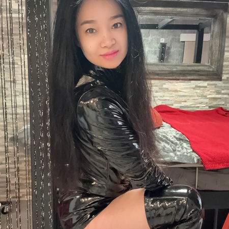 Miss Hongkong -BDSM- DOMINA, Essen