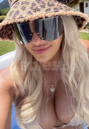 Deutsche Sarah *Ganz neu*DUO mit Freundin Lena*, Stuttgart