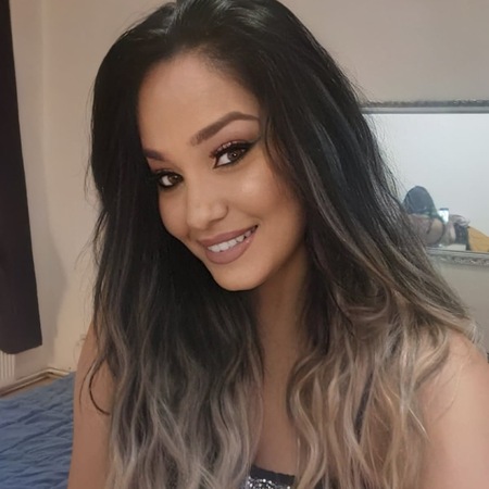 Heiße Paula 28J. Top Service AV + ZK nur H+H 24H, Hof