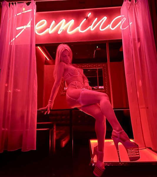 Foto von Femina