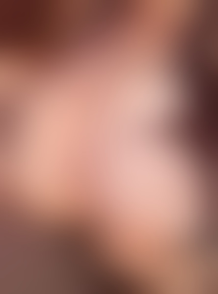 Foto von Hot Emmy mit XXXL Tit*en