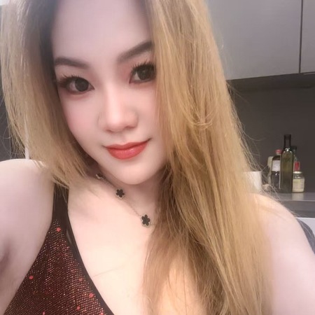 Emma - über WhatsApp, Trier