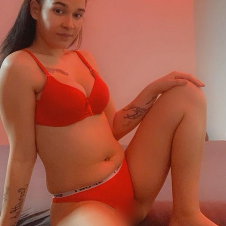 Csilla Brandneu*, Frankfurt am Main