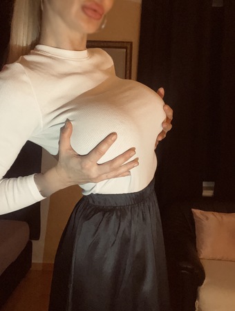 Denise bis 23.12.2025 da!, Halle (Saale)